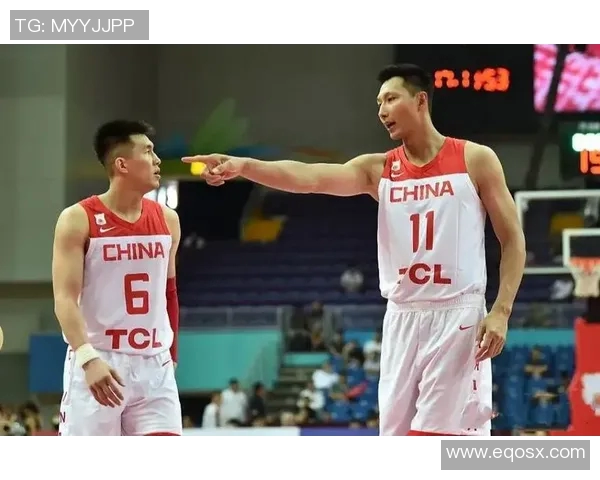 李楠透露中国男篮阵容：易建联领衔，新秀郭艾伦入选